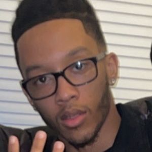 Meet your Posher, Clifton